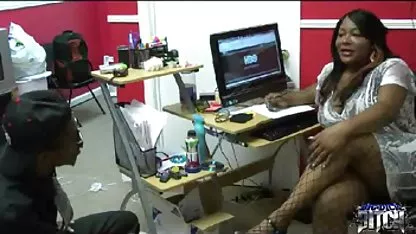Fake agent, berambut pirang, perguruan jav mom jepang tinggi,