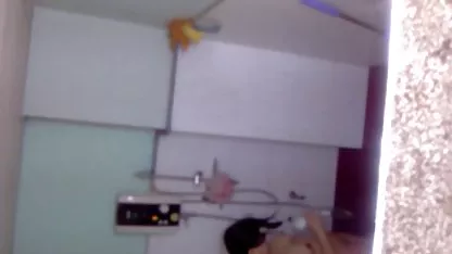 Hitam dipotong bokeb mom jepang perasaan