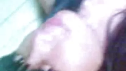 1 pompa kulit berwarna gadis dengan toket mom jepang sek kecil